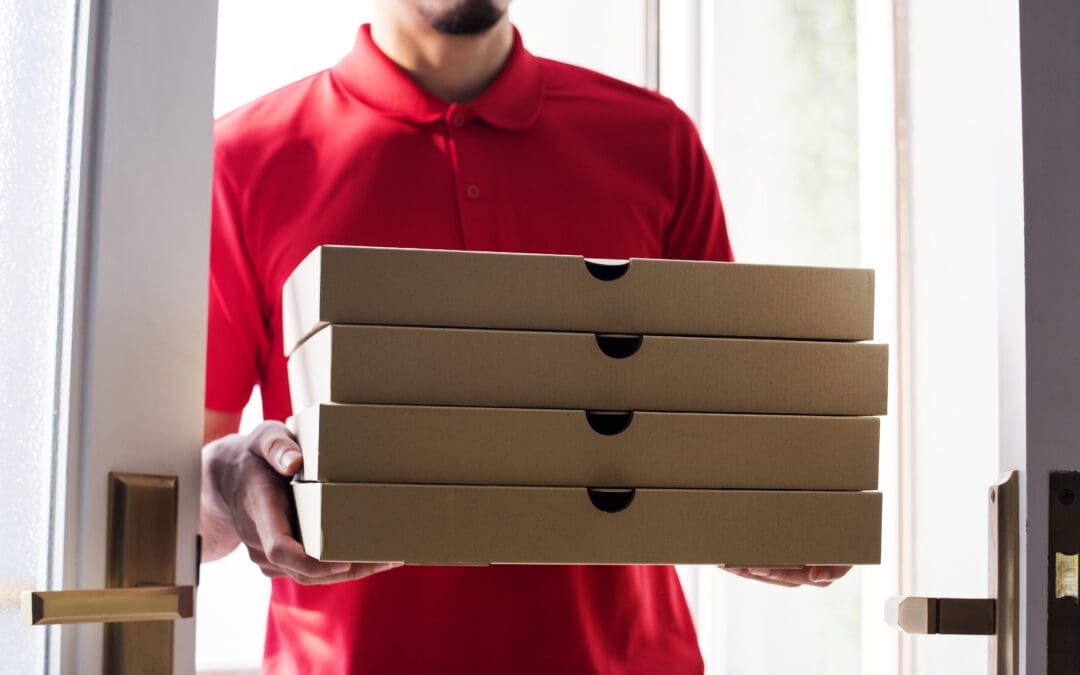 How much should you tip the pizza delivery person?